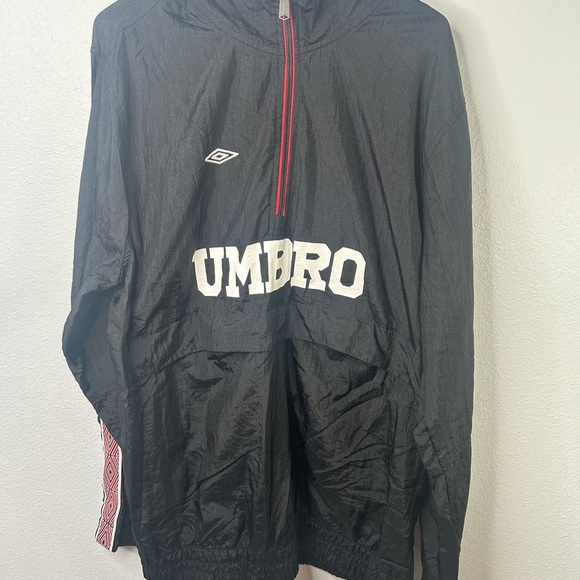 Vtg Umbro Windbreaker Half Zip Pullover With Zip In Hood Size XL - Picture 11 of 11
